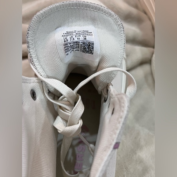 Chuck Taylor All Star Lift Platform Suede NIB - Picture 6 of 11